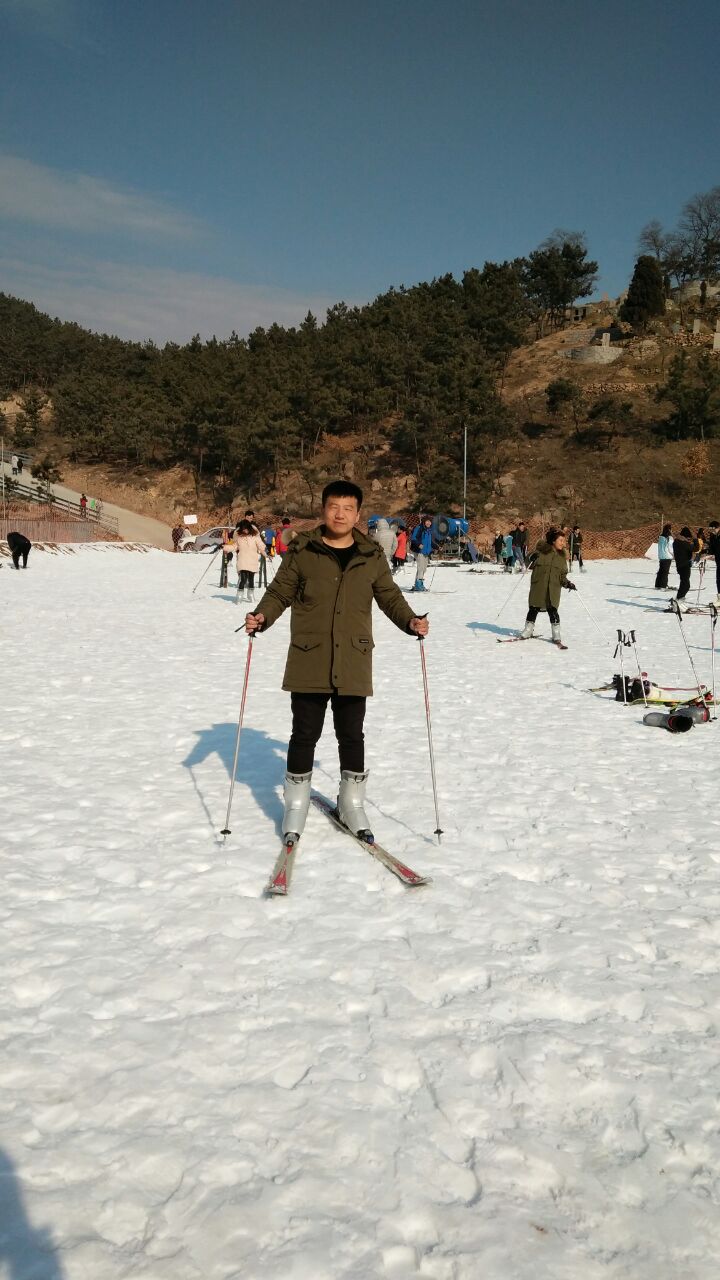 青島嶗山北宅高山滑雪場