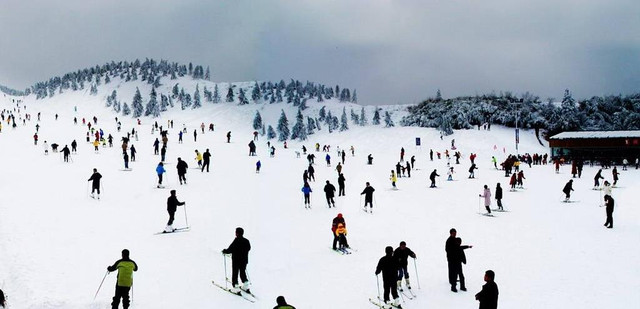 记安吉滑雪_华体会- 华体会体育官方网站- 华体会体育APP下载