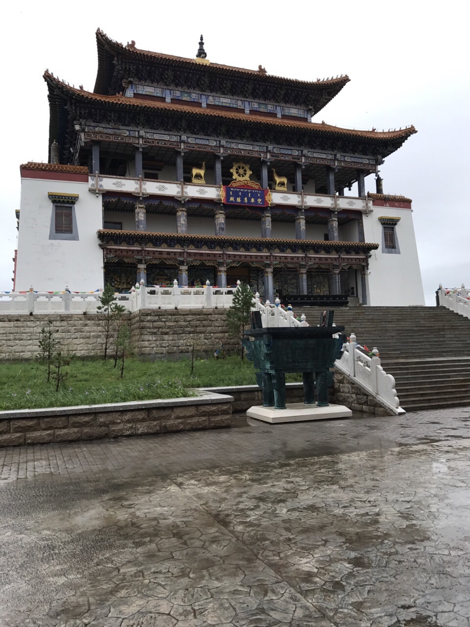 2022达尔吉林寺游玩攻略,.近,寺庙还是很大的,不过.【去哪儿攻略】