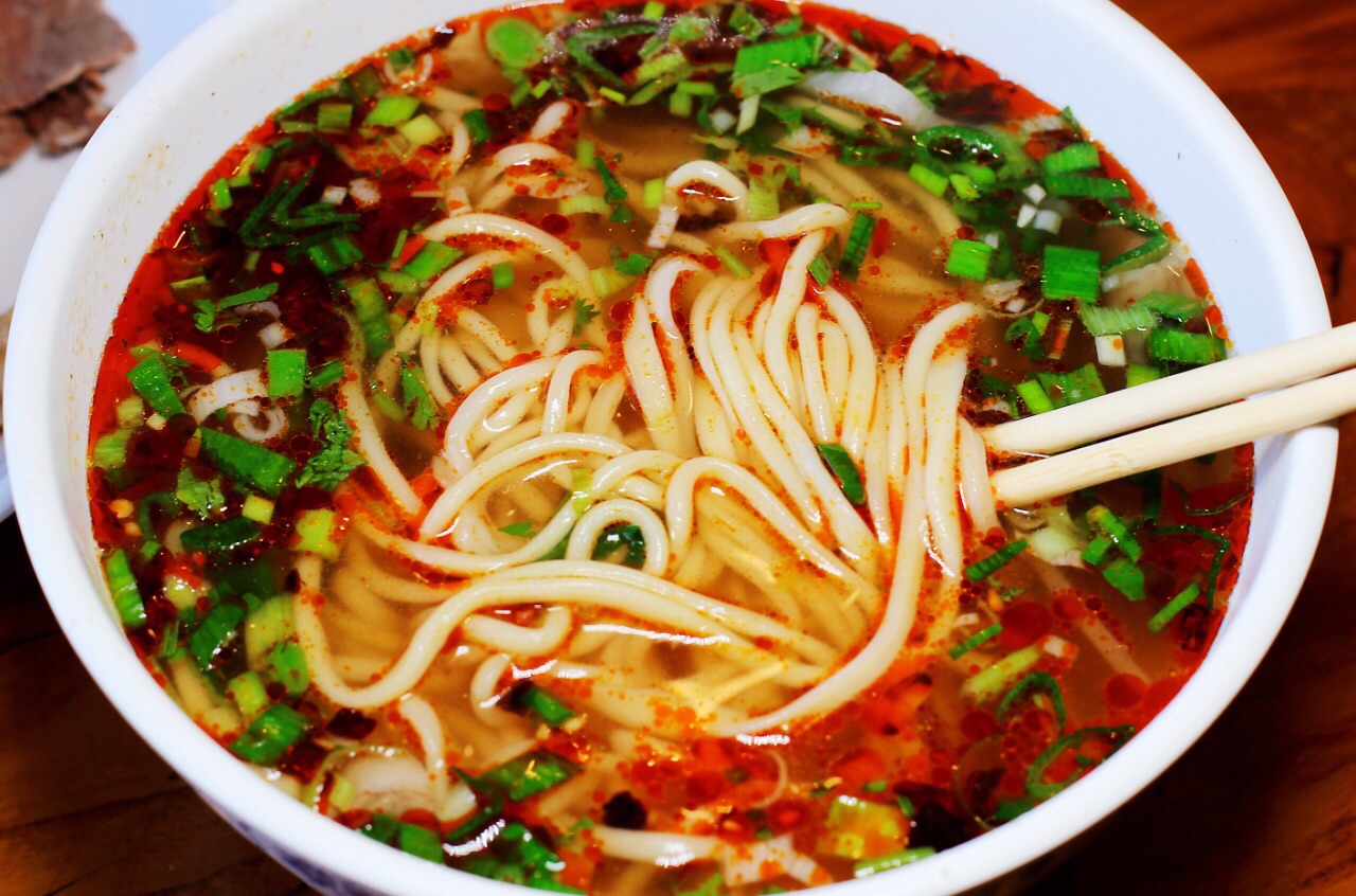 吴忠西子牛肉面攻略,西子牛肉面特色菜推荐/菜单/人均消费/电话/地址