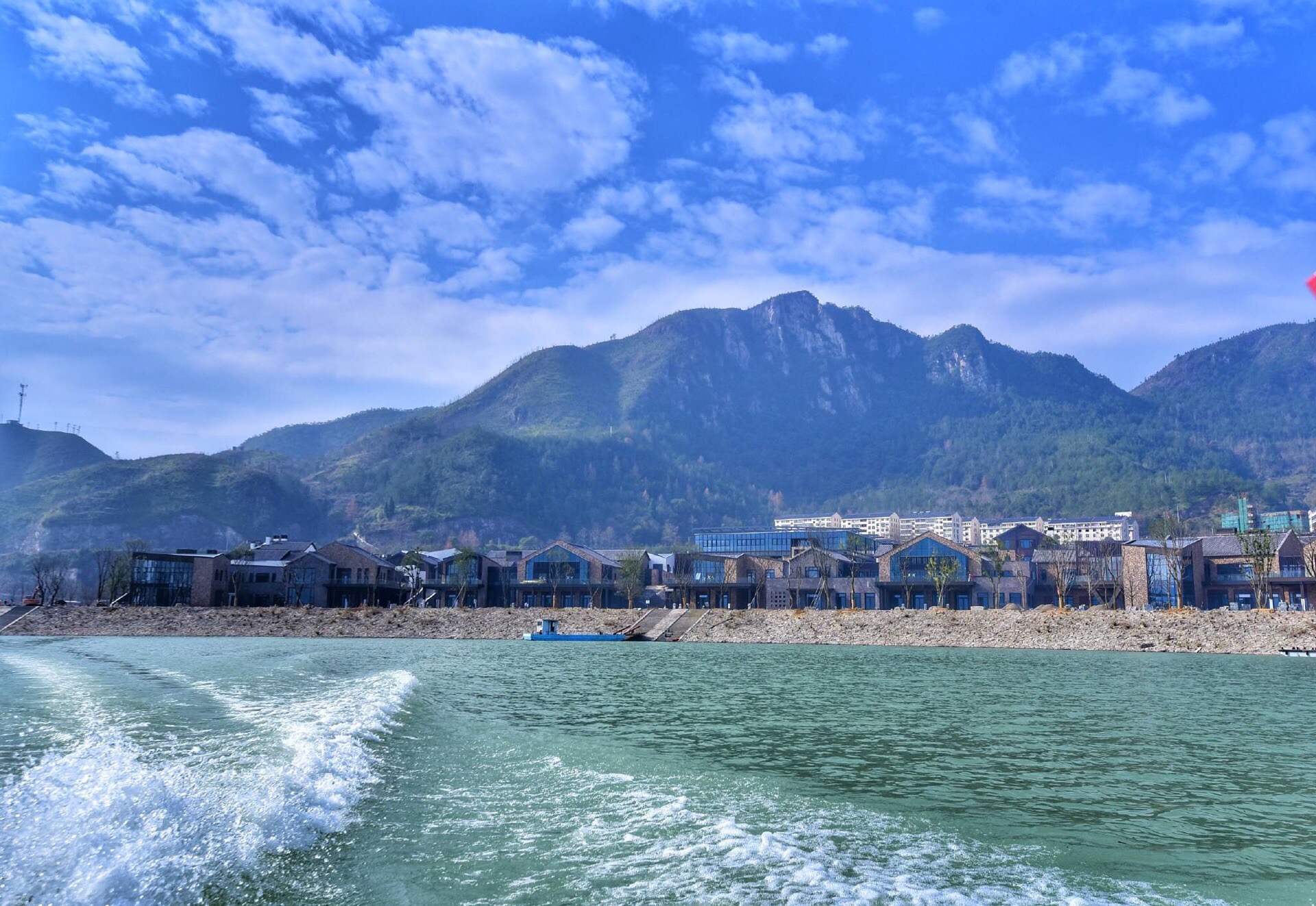 千峡湖生态旅游度假区