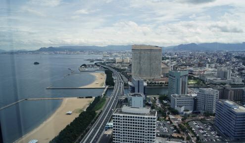 福冈市旅游信息中心(观光广场天神)