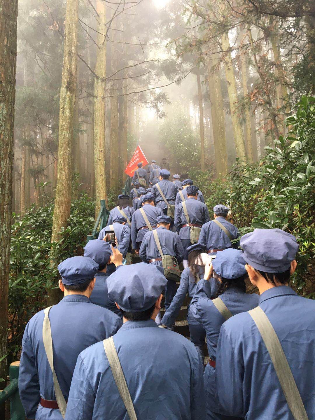 红军挑粮歇息处