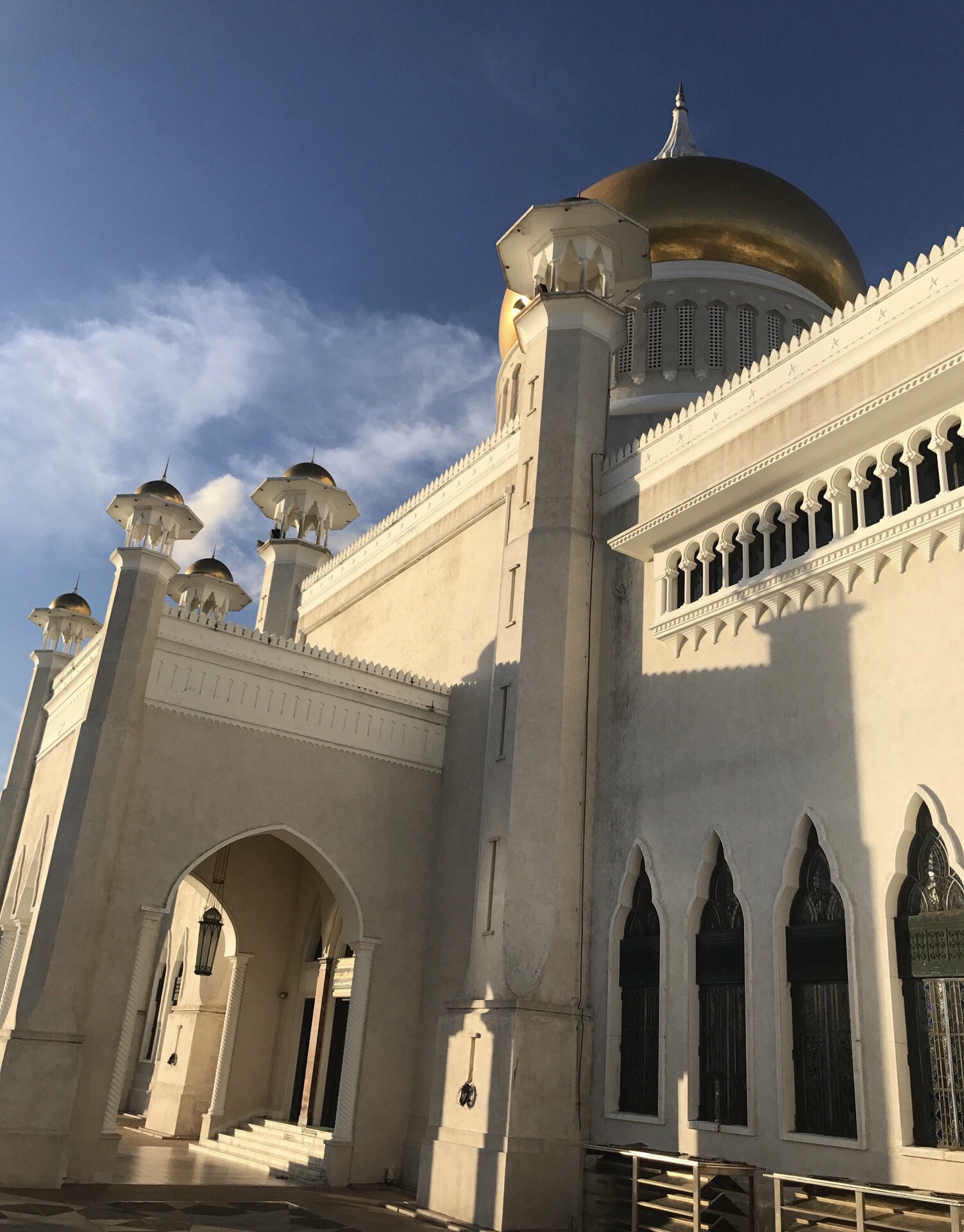 奥玛阿里清真寺图片
