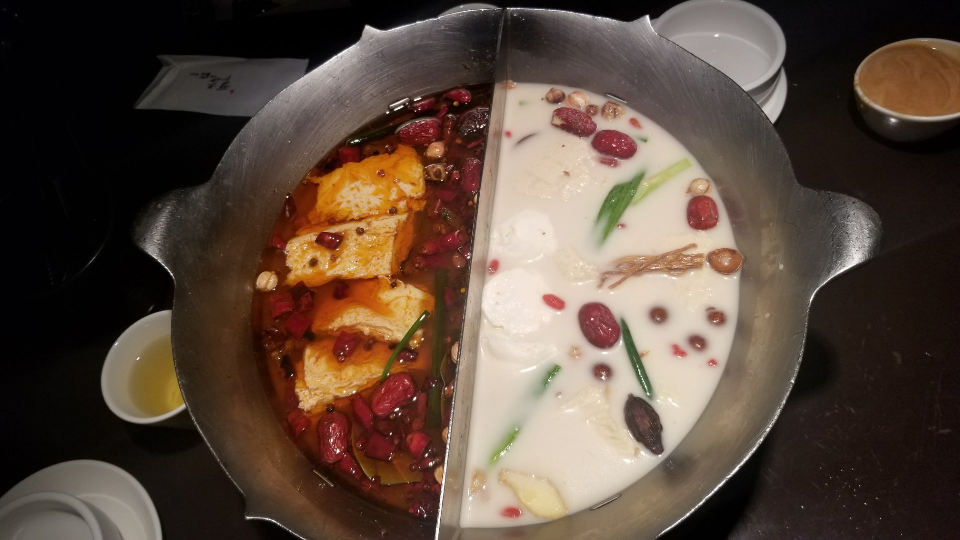 无老锅(高雄苓雅店)