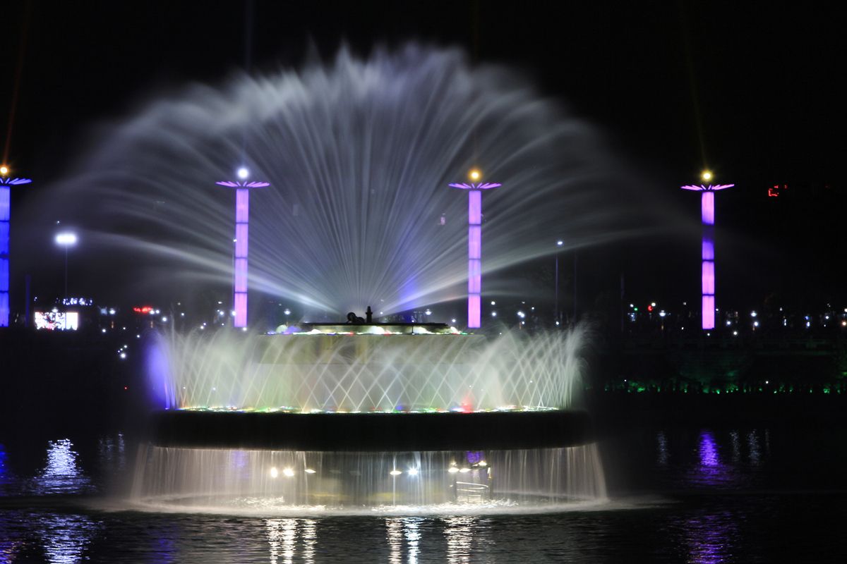 2023开元湖音乐喷泉游玩攻略,到洛阳旅行时可以趁着晚上出...【去哪儿攻略】