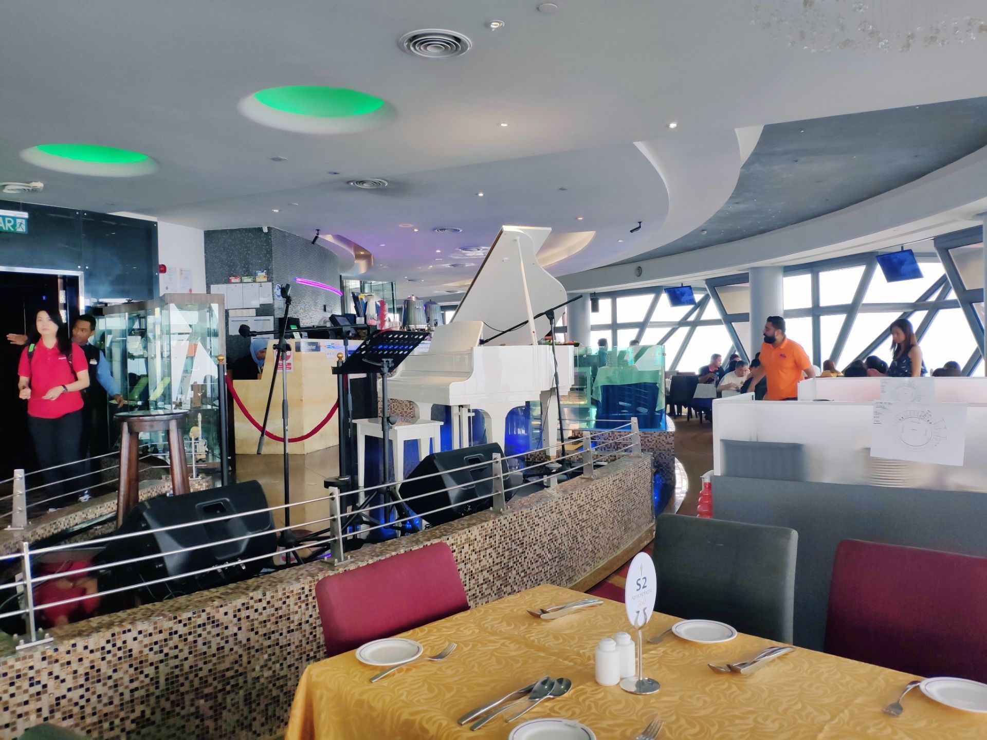 2022迪拜帆船酒店海底餐厅美食餐厅,顶级的价格带来的是顶级的服... 【去哪儿攻略】