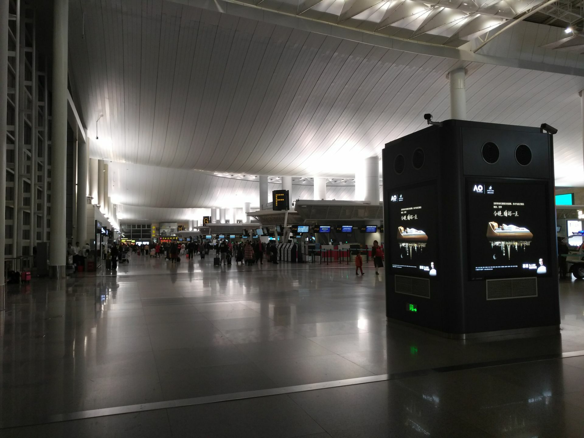 【携程攻略】萧山国际机场，十几年之后再到杭州萧山机场，焕然一新啊，环境一流，整洁明亮，设施…
