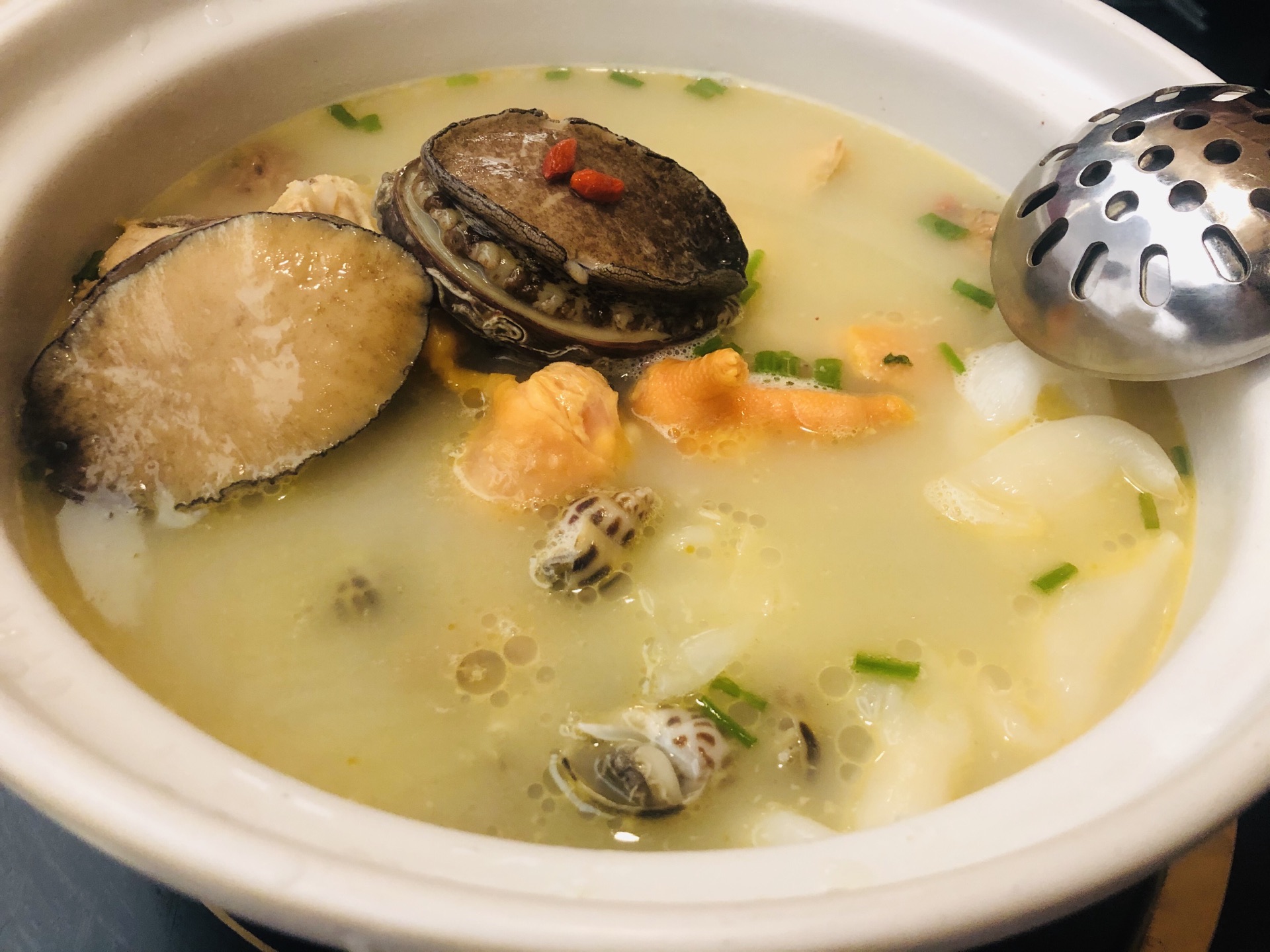 如一鸡鲍鱼粤式煲汤旭辉广场店