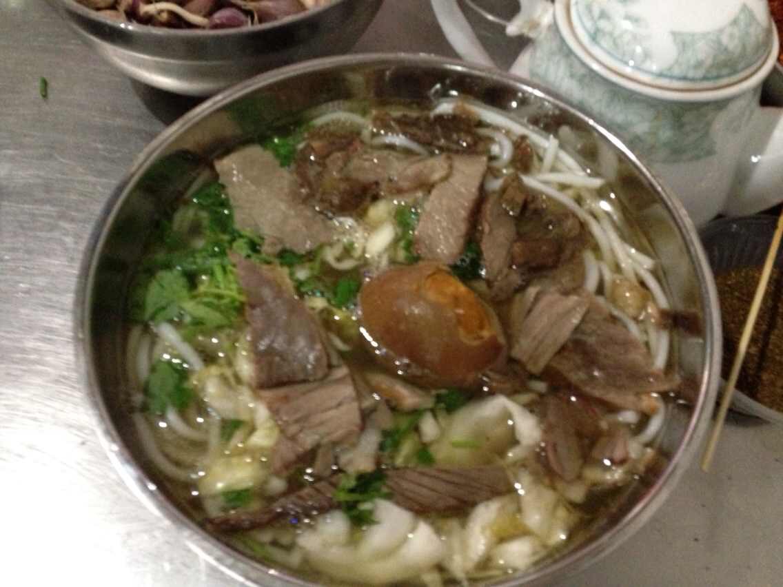 餐饮美食淮阳牛肉汤粉高清摄影大图-千库网