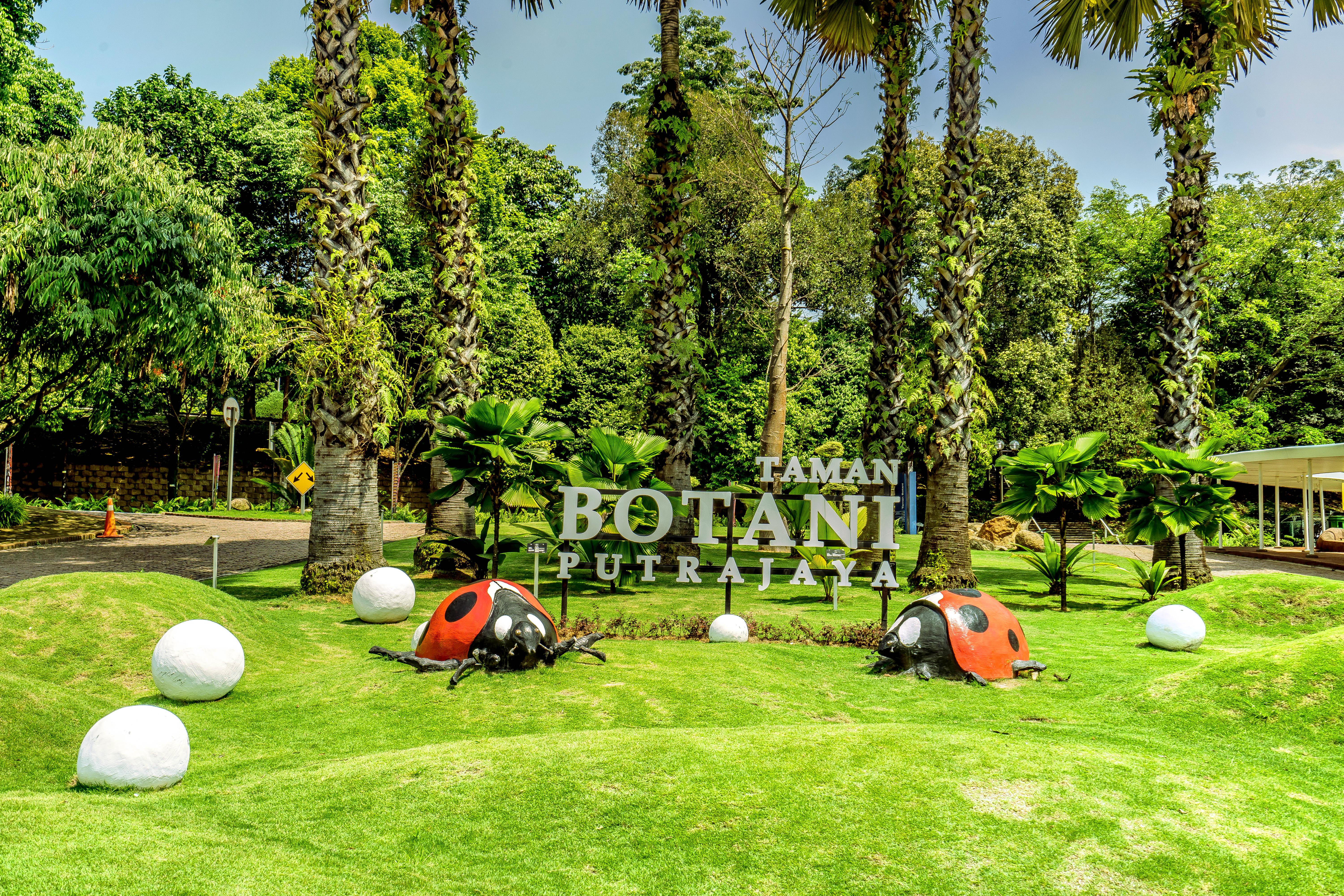 布城taman Saujana Hijau游玩攻略 Taman Saujana Hijau门票多少钱 价格表 团购票价预定优惠 景点地址在哪里 图片介绍 参观预约 旅游游览顺序攻略及注意事项 营业时间 携程攻略