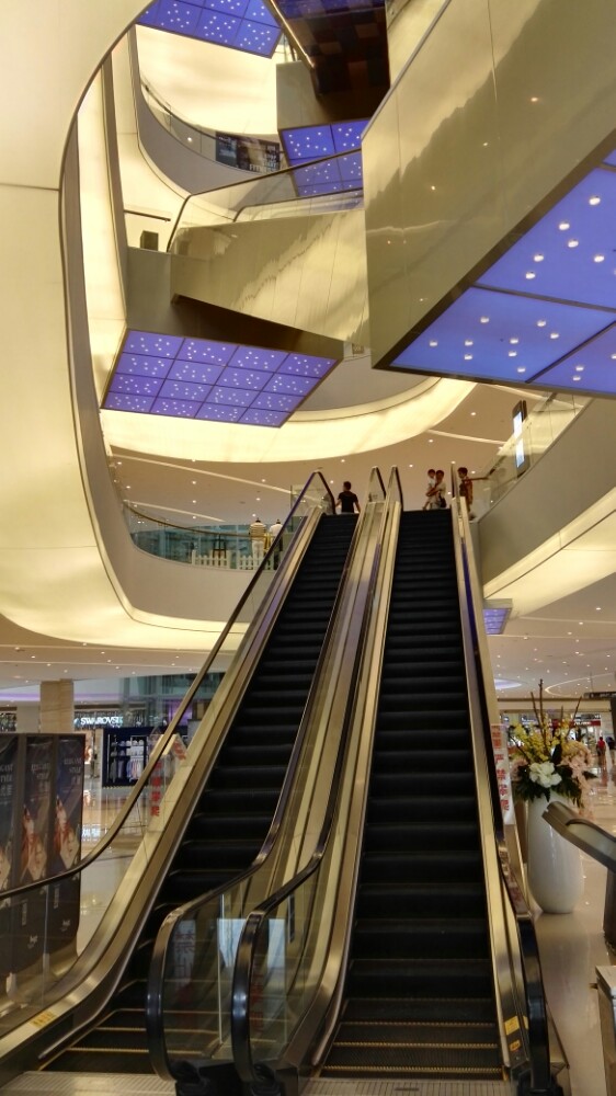 阎良缤纷城购物中心图片