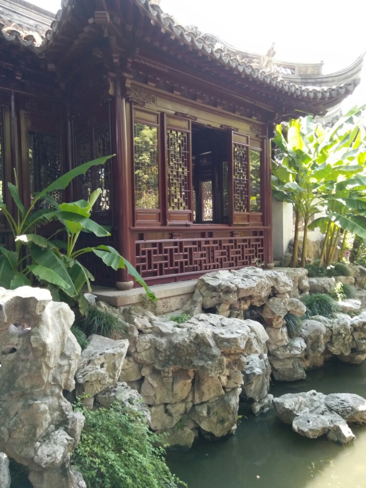 【携程攻略】上海豫园景点,风景漂亮,楼台水榭,小笼包超好吃,适合游玩