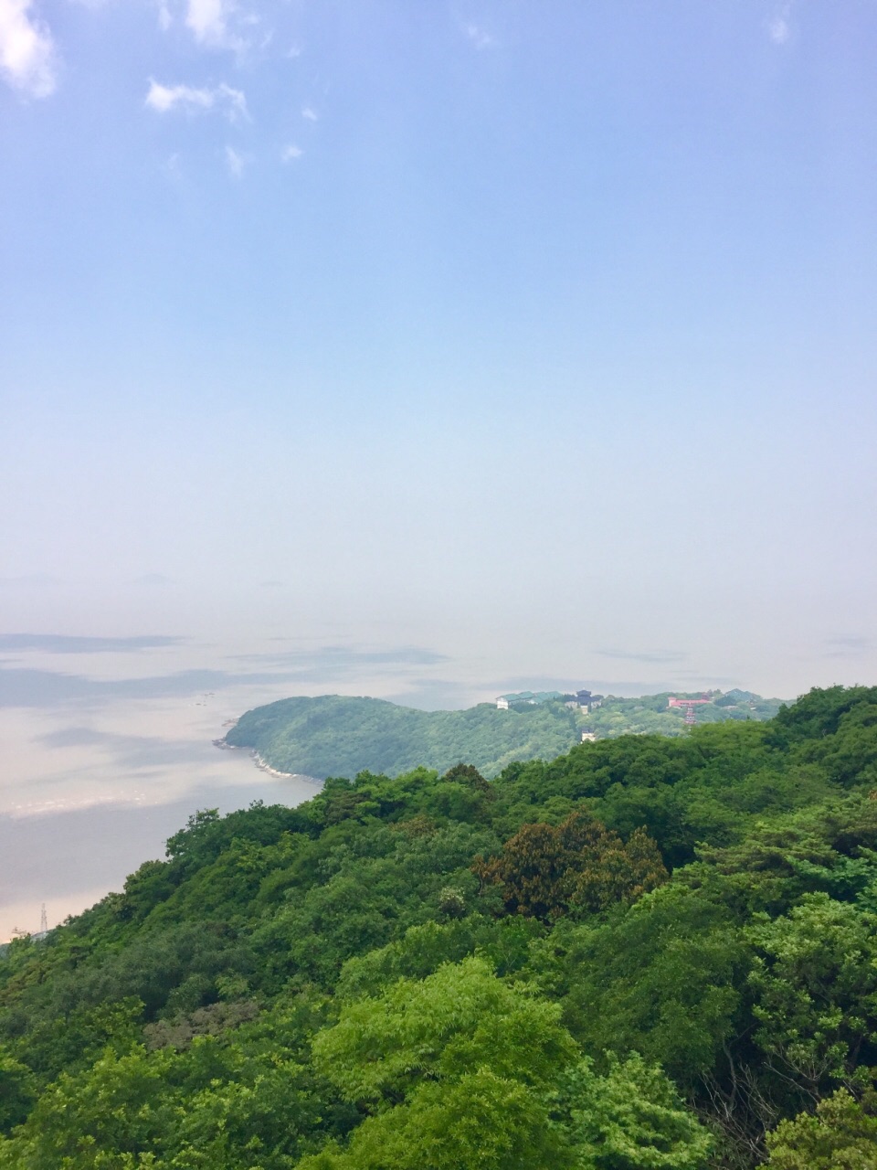 【攜程攻略】普陀山慧濟寺景點,索道上下山,比起其他兩寺有些小了,主