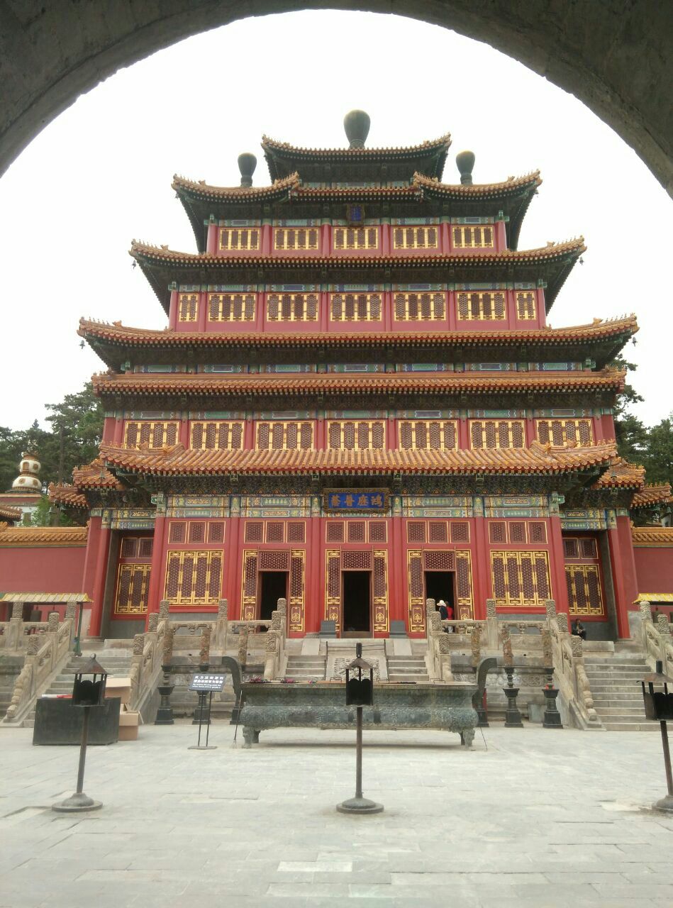 普宁寺简介( 承德普宁寺求什么最灵 )