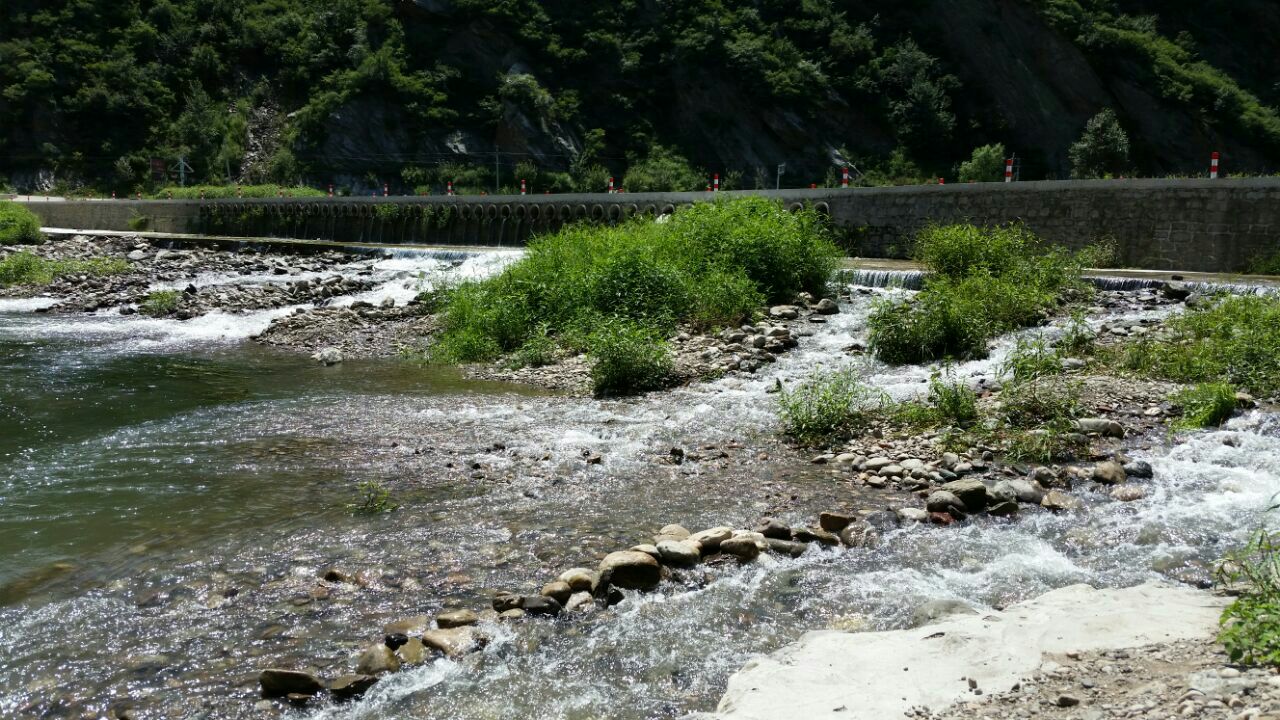 白河峡谷京北一漂