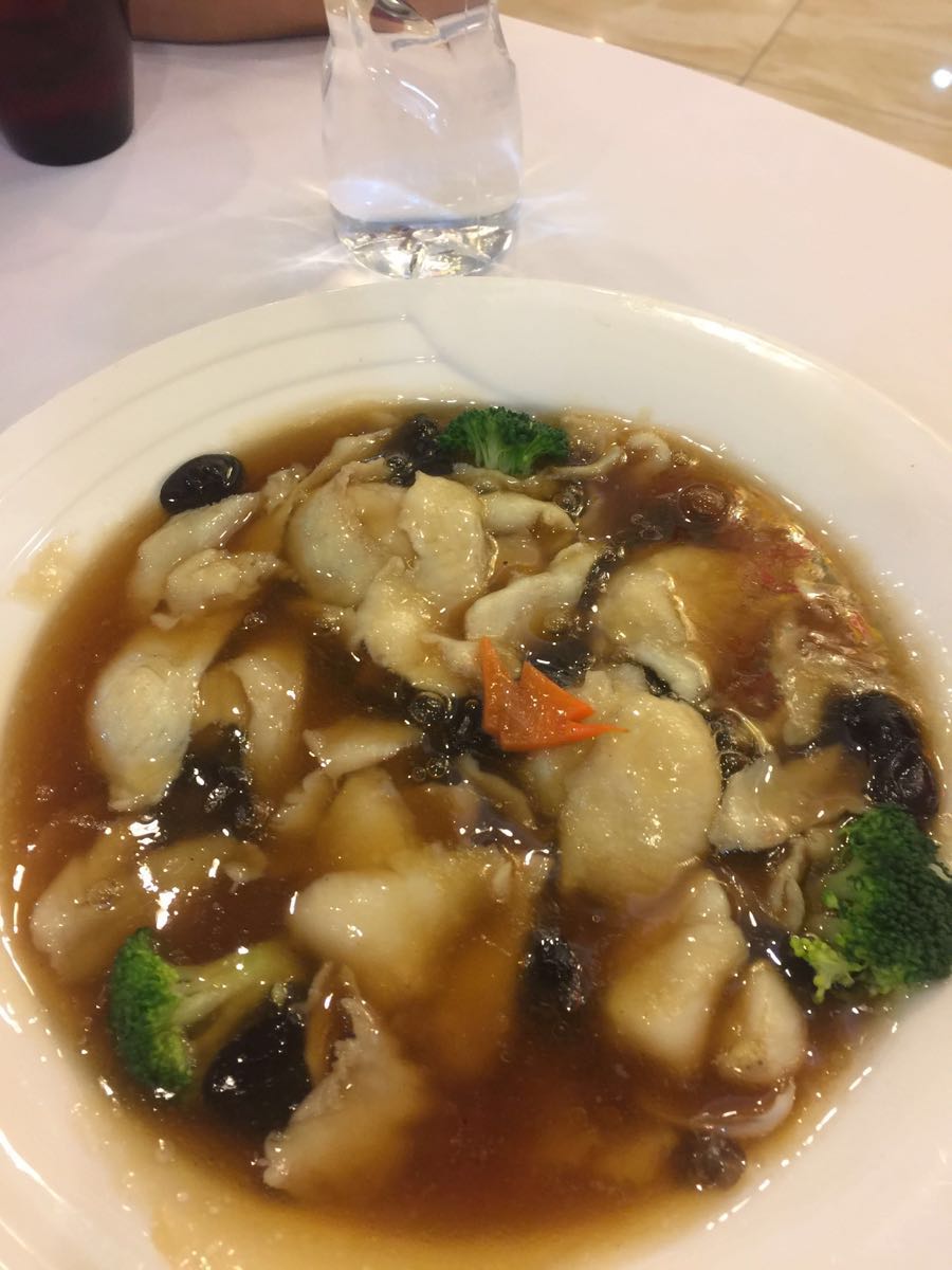 2022丰收日(中山公园店)美食餐厅,这些菜肴的色香味总体都很好.