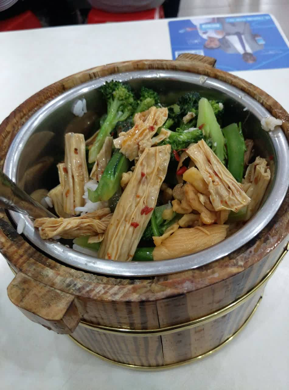 黄记荷香木桶饭