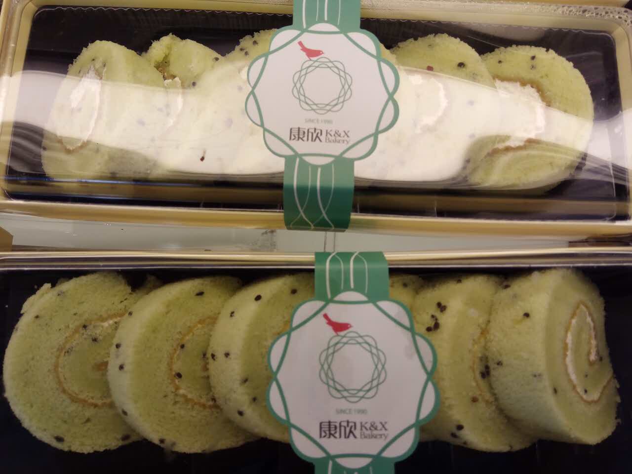 经常来买,很好吃,味道不错哦,最近还新出这两款蛋糕非常好吃喔.