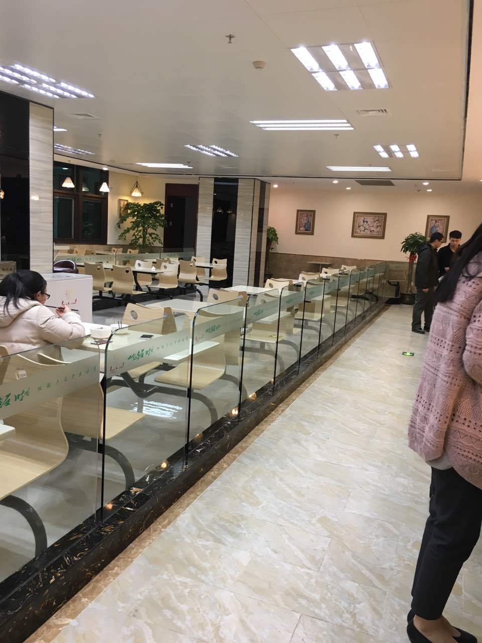 吃饭啦自助餐(地铁大厦店)