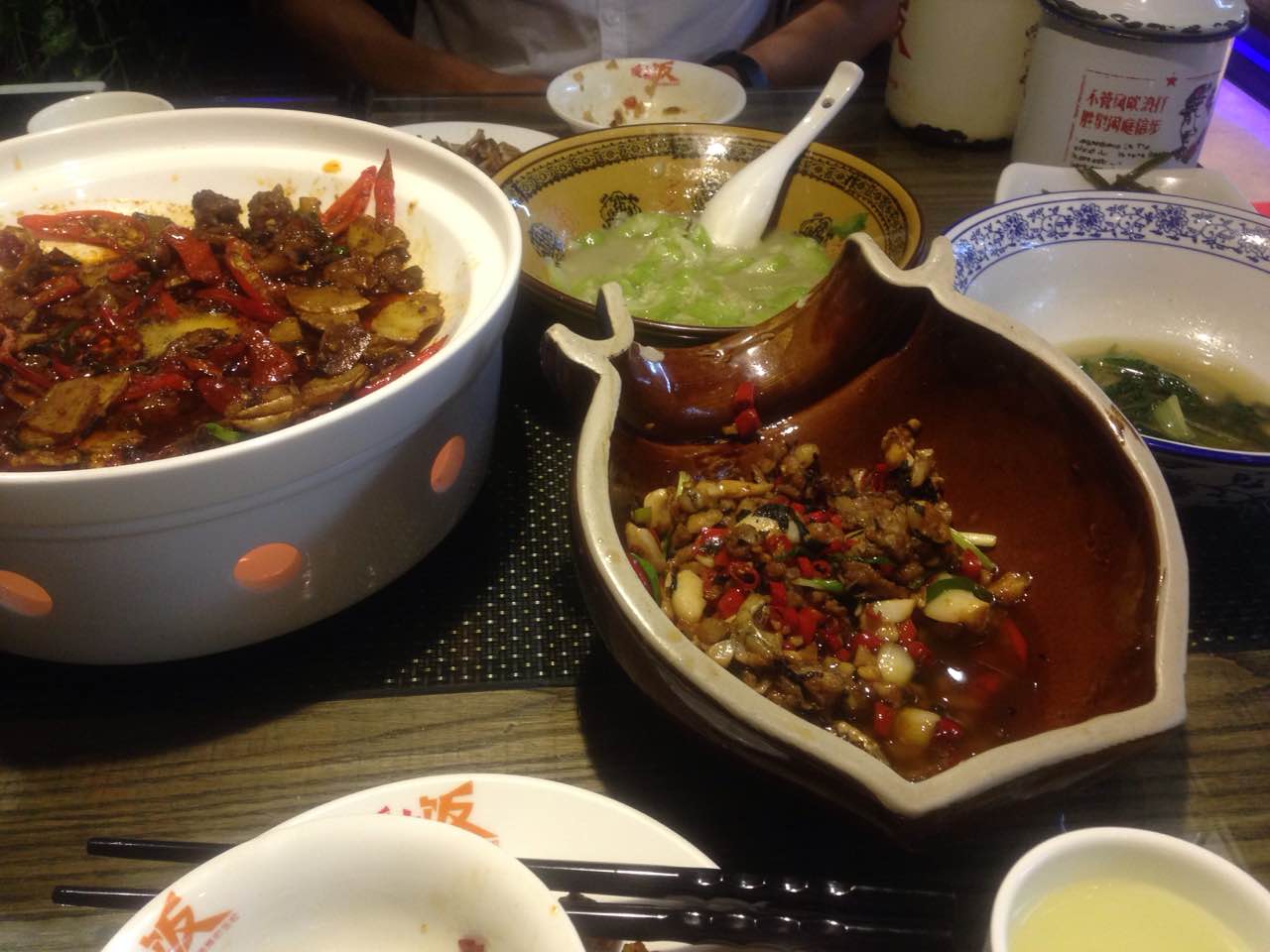 2021爱上饭·精致湖南菜(元芬店)美食餐厅,菜品很满意,很正的湘菜馆,.