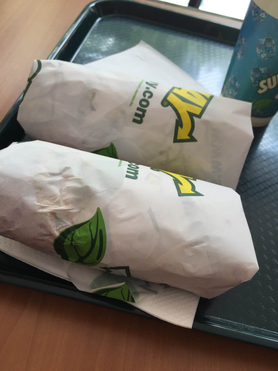 2020賽百味subway(天一店)美食餐廳,價格稍貴,味道還不錯～飲料.