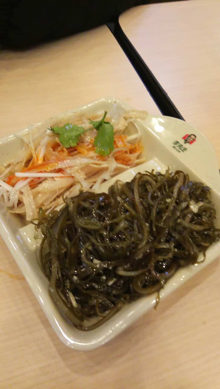 李先生加州牛肉面大王(济南西站店)
