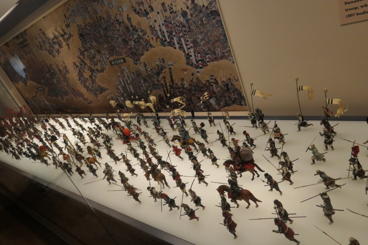 如果熟悉战国历史,特别是太阁秀吉生平和大阪冬夏之阵的话,天守阁内的