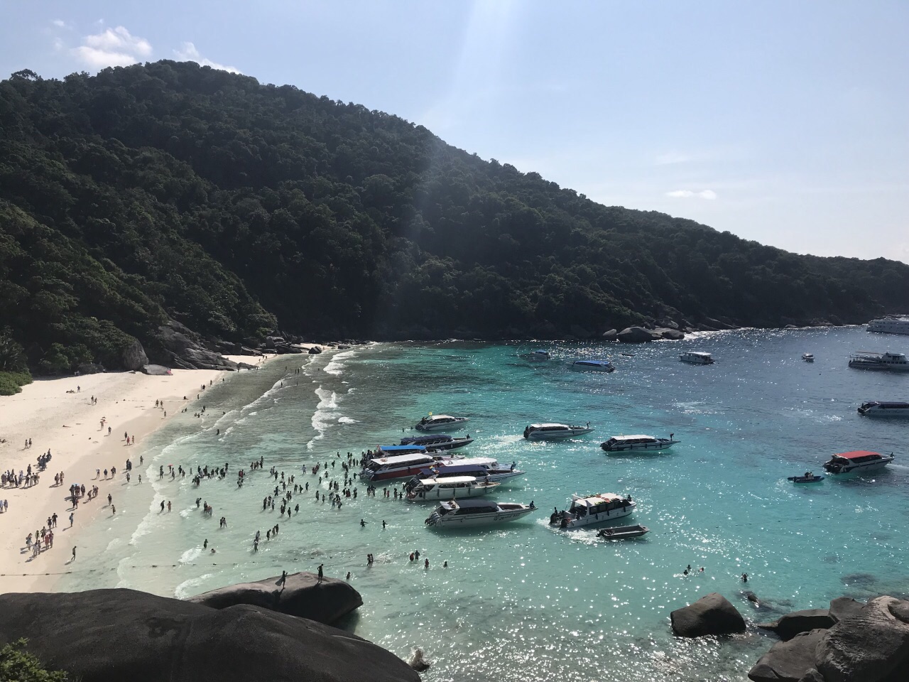 【携程攻略】Lam Kaen斯米兰群岛景点,斯米兰群岛海水真的太蓝了，清澈见底，沙滩上的沙子细腻如面粉一样软…