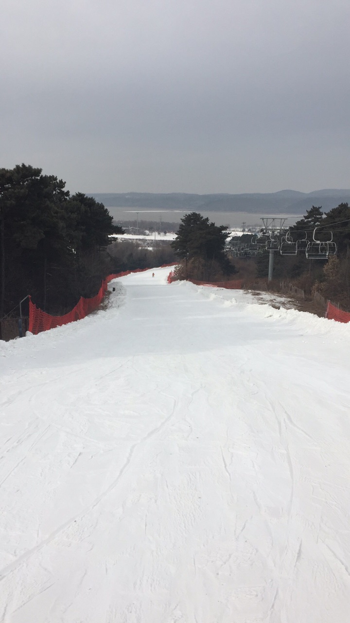 沈阳棋盘山滑雪场