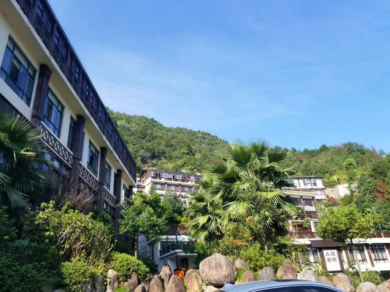 2022玉龙山氡泉度假村玩乐攻略,江南的温泉环境还是不错的,.