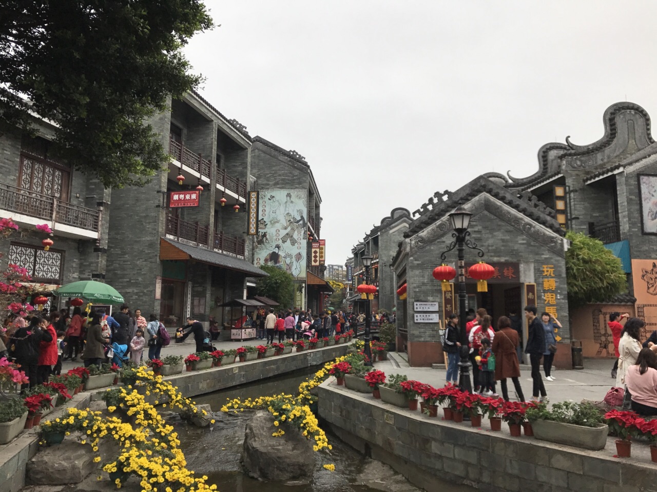 【携程攻略】广州岭南印象园景点,都是岭南文化的建筑,还有香港澳门