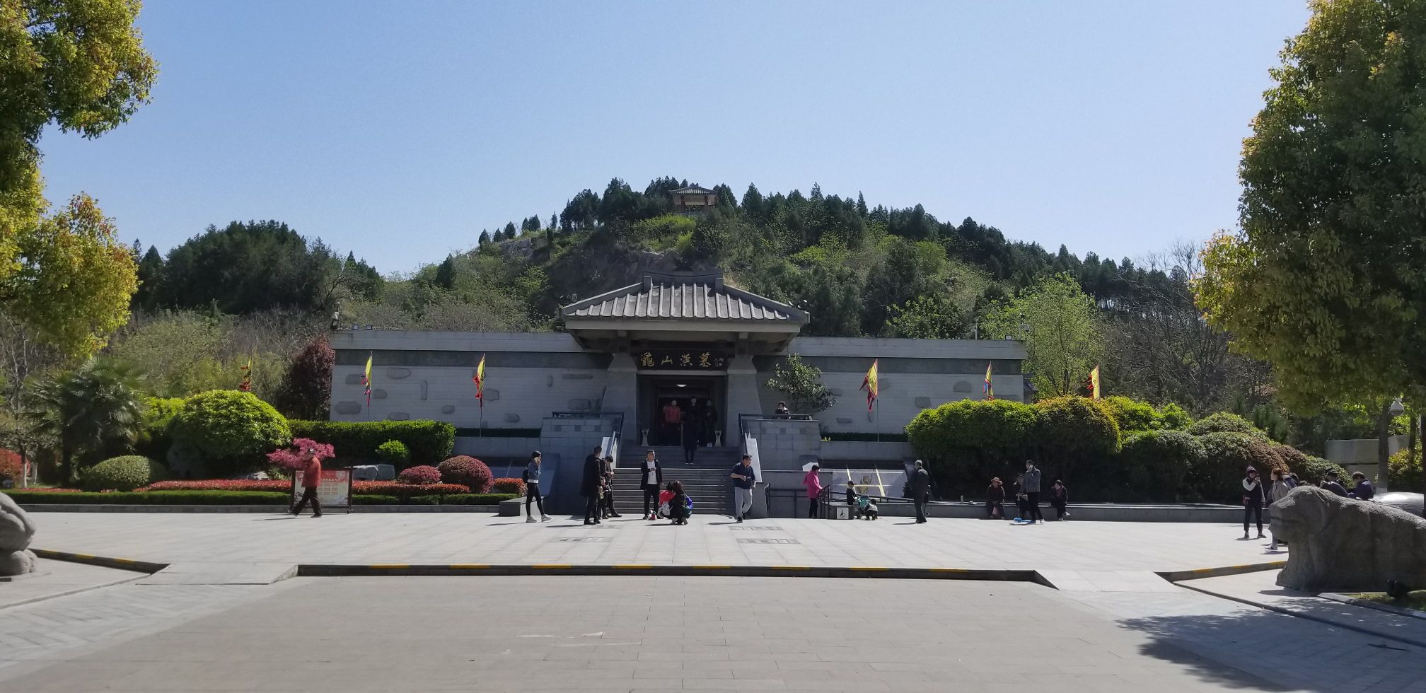 【携程攻略】徐州龟山汉墓景点,汉墓值得去看看,旁边的圣旨博物馆没啥