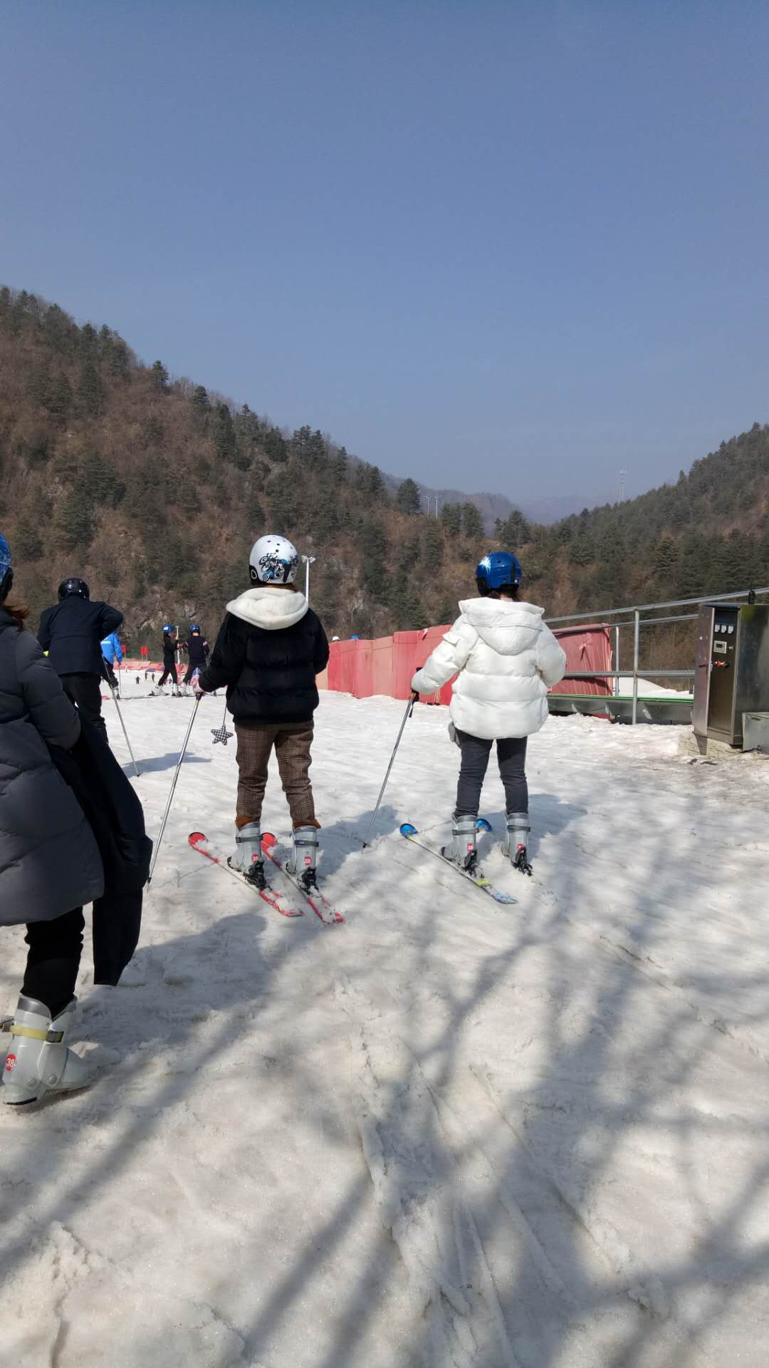 紫柏山国际滑雪场图片