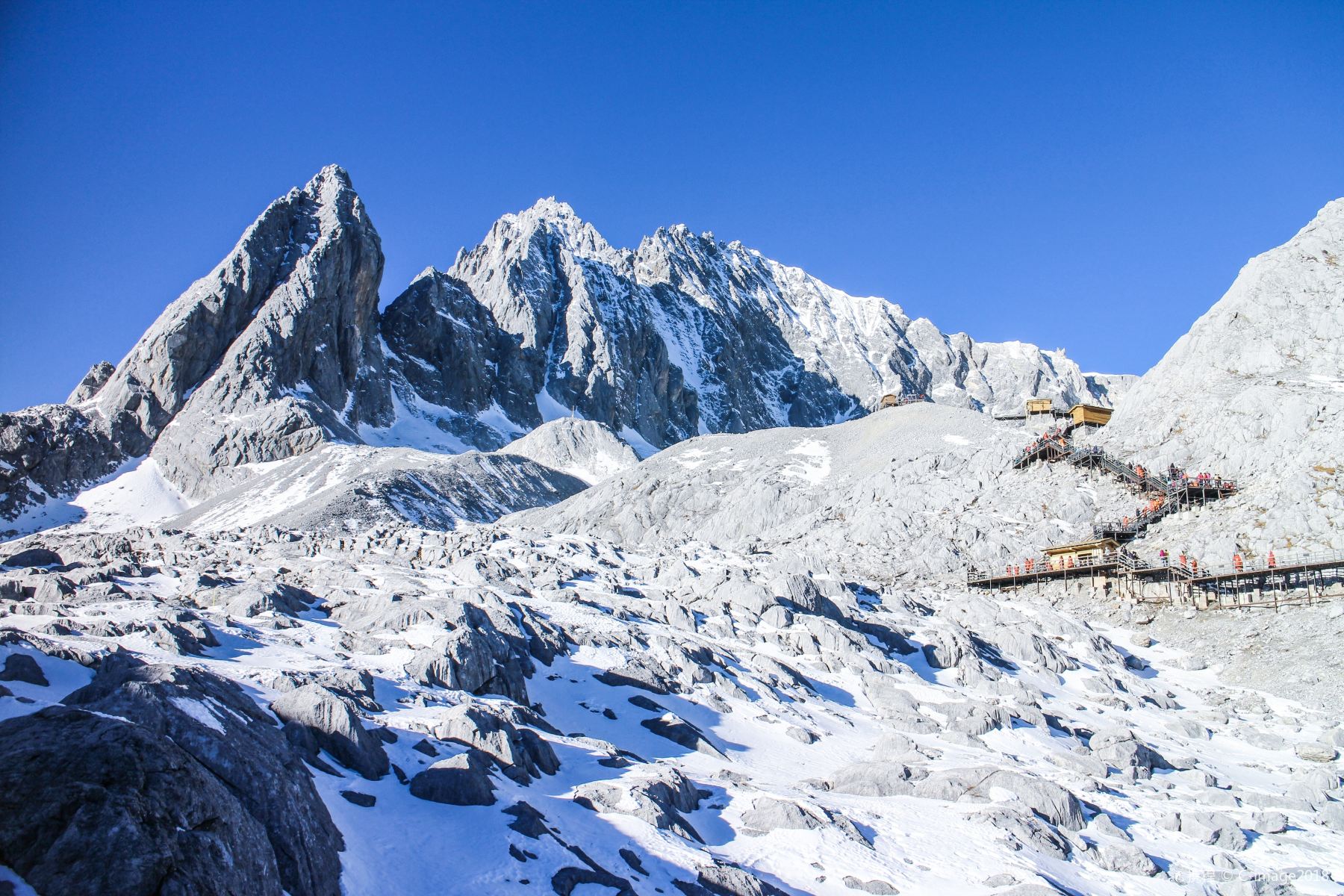 玉龙雪山的美丽雪景图片素材_免费下载_jpg图片格式_VRF高清图片500821854_摄图网