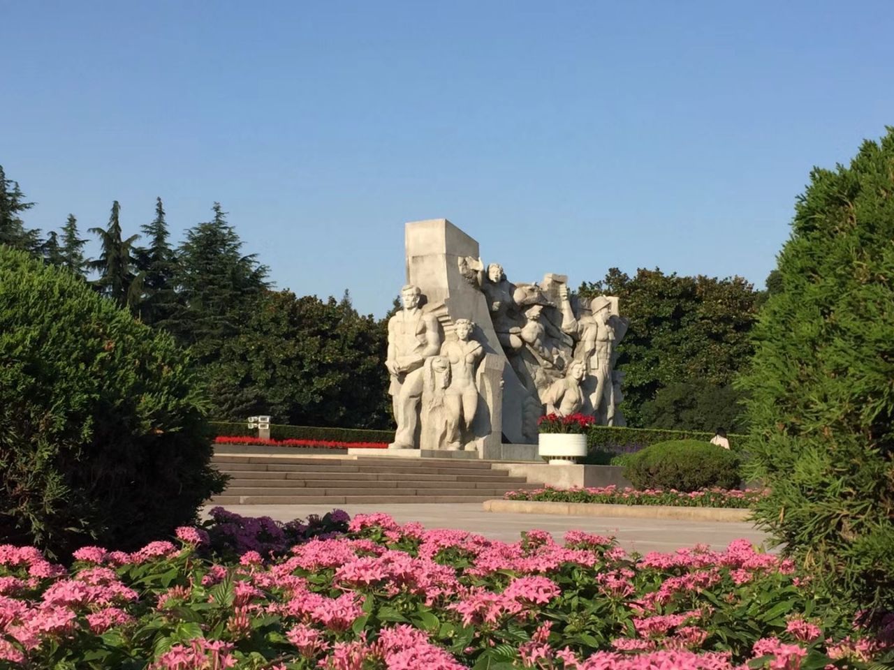 2019龙华烈士陵园-旅游攻略-门票-地址-问答-游记点评，上海旅游旅游景点推荐-去哪儿攻略