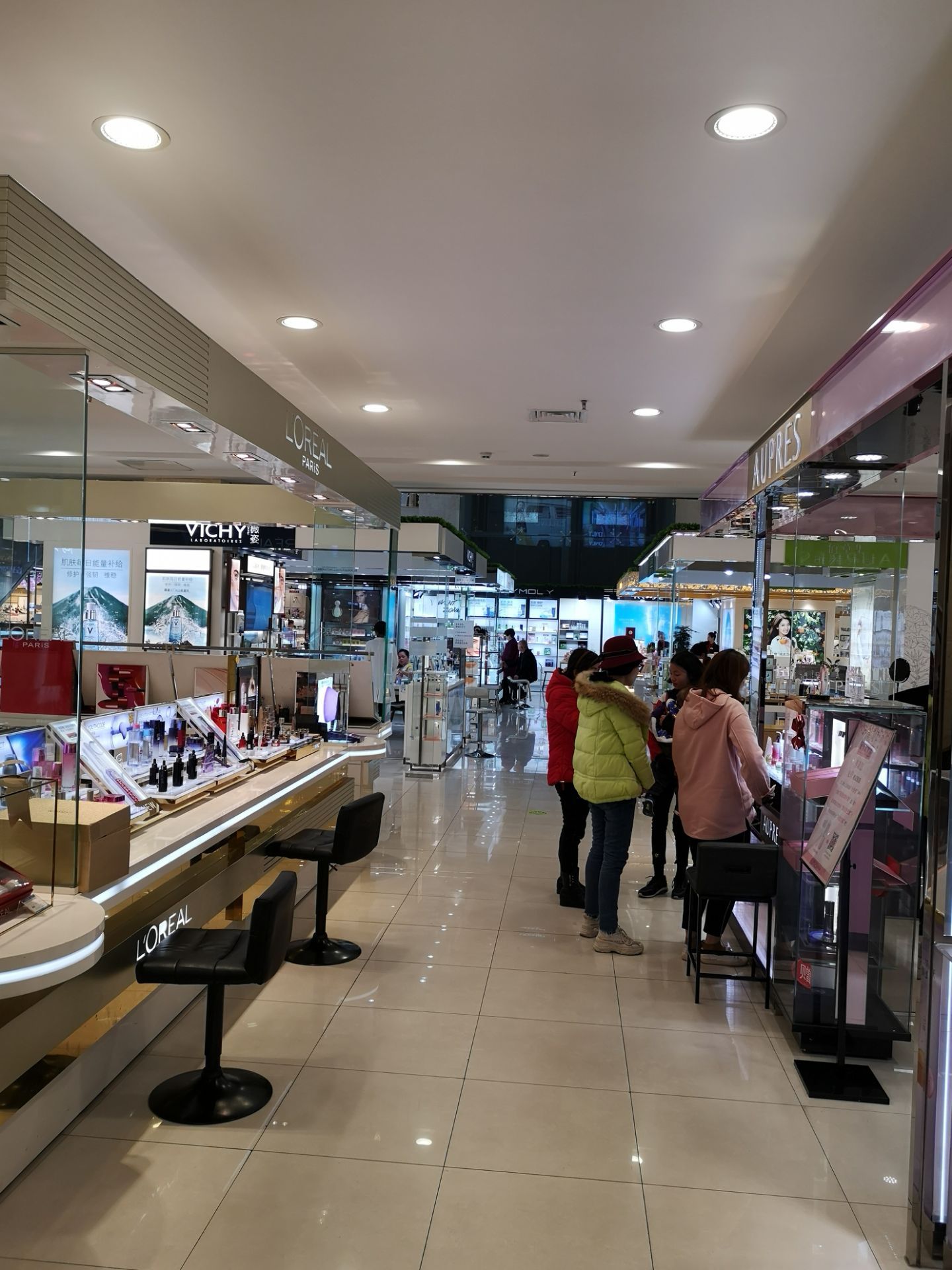 阆中最大的购物中心图片