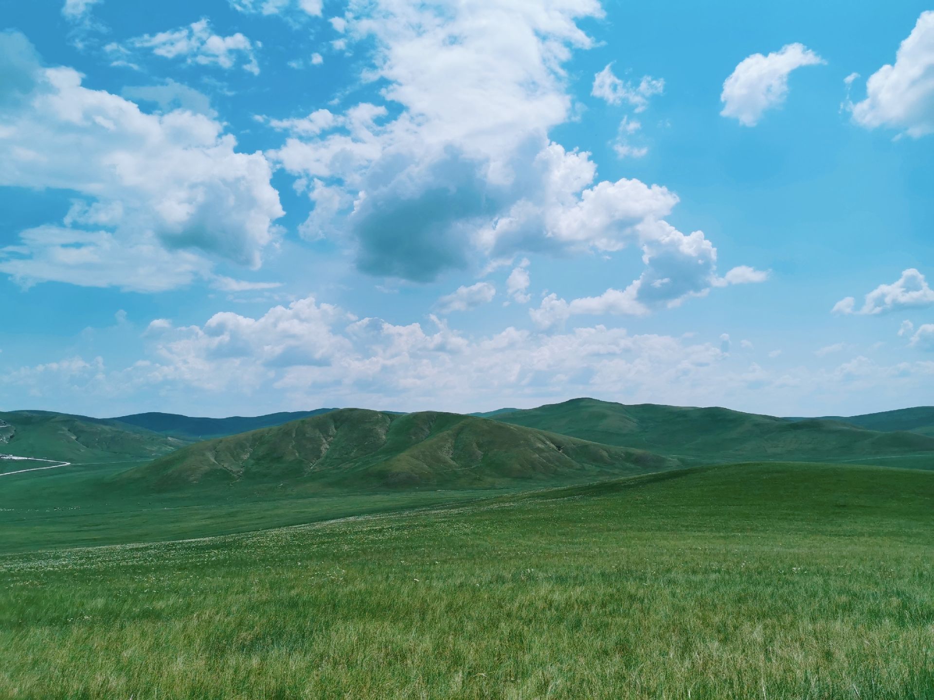 新疆喀拉峻草原风景桌面壁纸 - tt98图片网