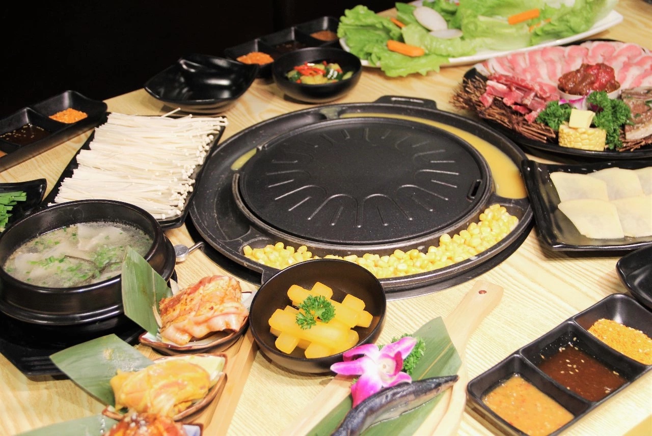 三国惹火烤肉·中日韩烤肉集合店(海上海店)