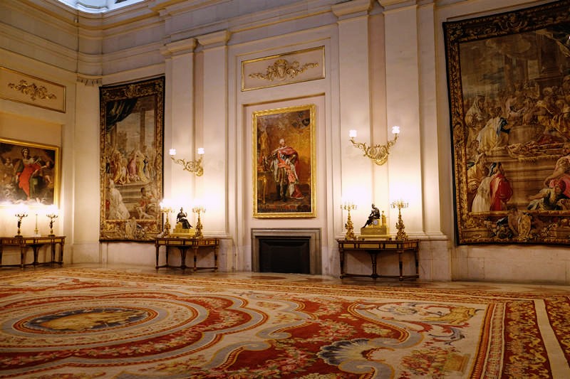 马德里皇宫内部图片
