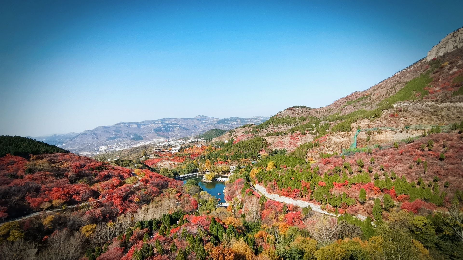 【携程攻略】济南红叶谷景点,济南的红叶谷景区作为4a景区,还入选了