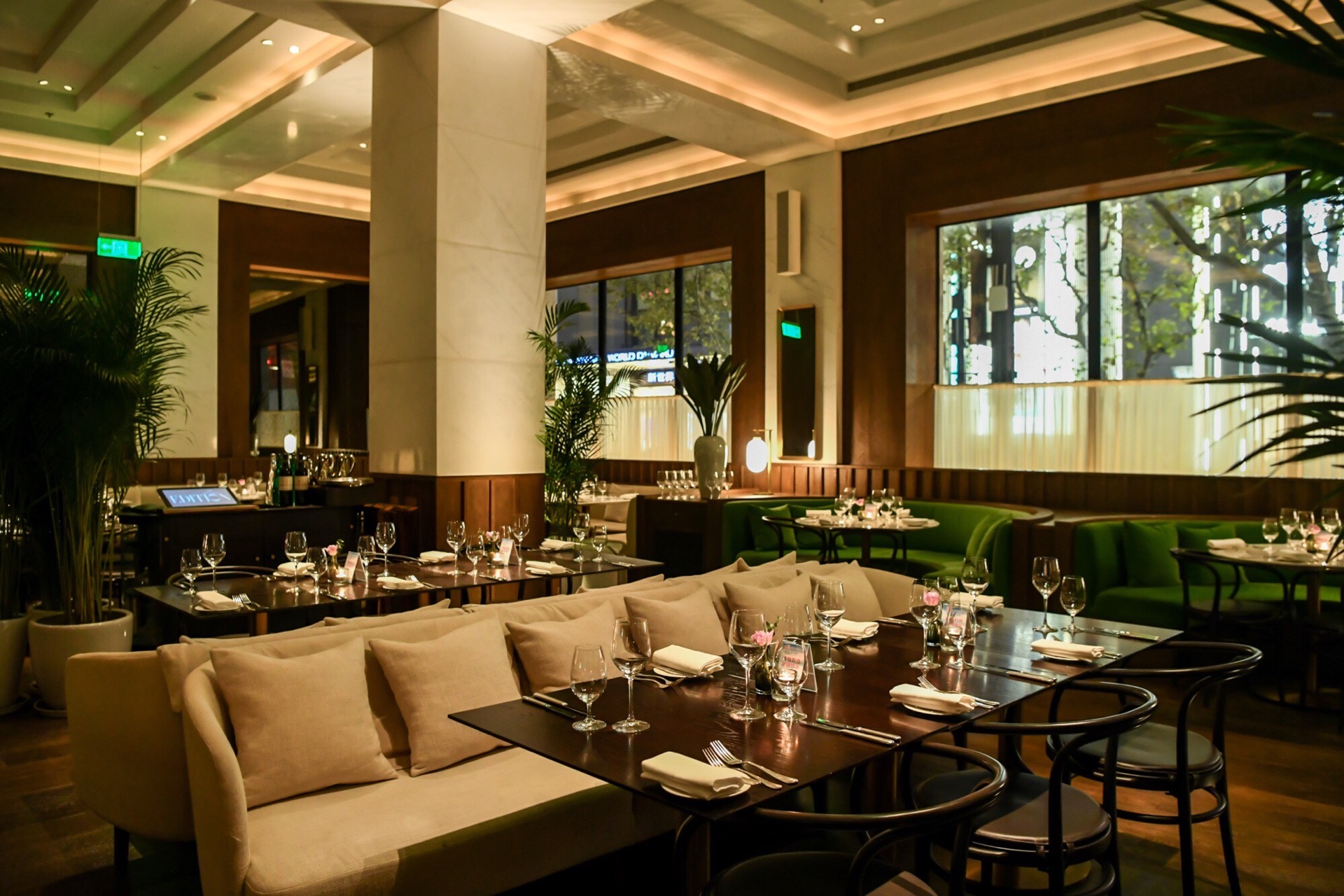 上海艾迪逊酒店·大堂吧