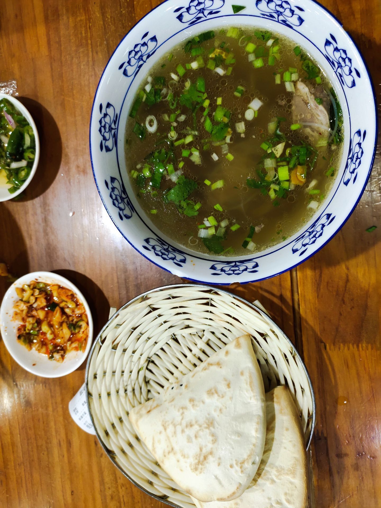 【携程美食林】西安澄城水盆羊肉餐馆,这家位于大兴东路上的水盆羊肉