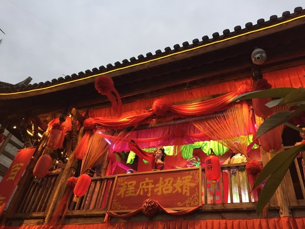 茫茫人海不停的寻觅,感谢上天让我遇见你