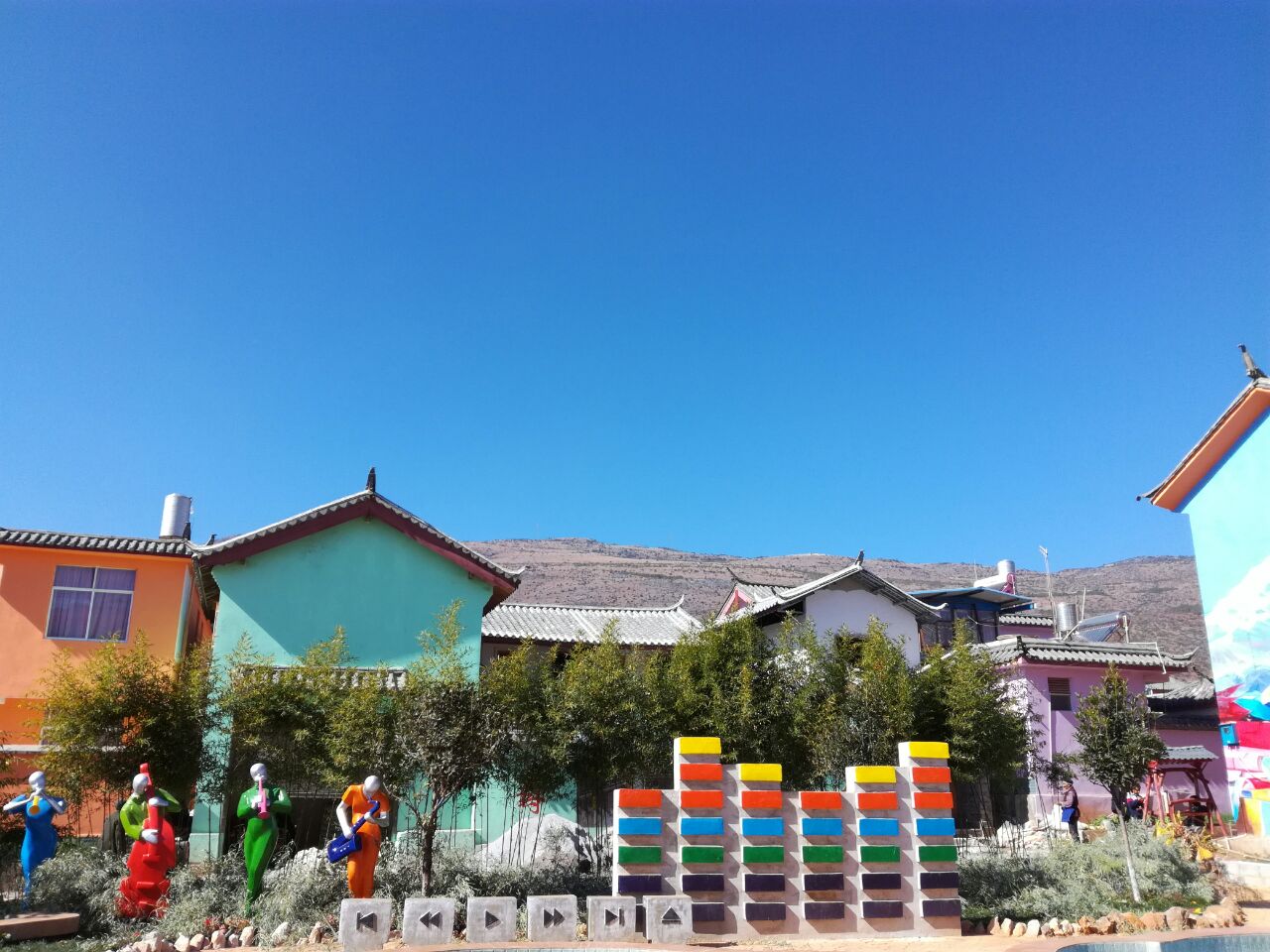 丽江九色玫瑰小镇好玩吗,丽江九色玫瑰小镇景点怎么样_点评_评价