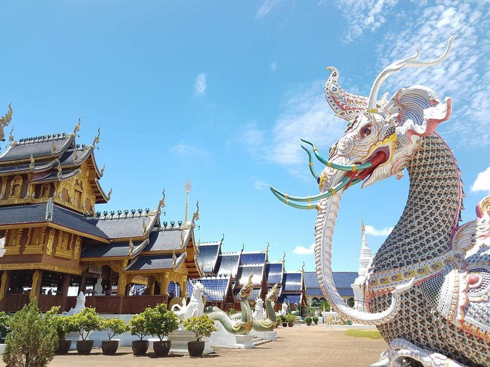 泰国清迈蓝庙攻略 清迈蓝庙的位置 怎么坐车 玩法推荐 清迈游记攻略 携程攻略