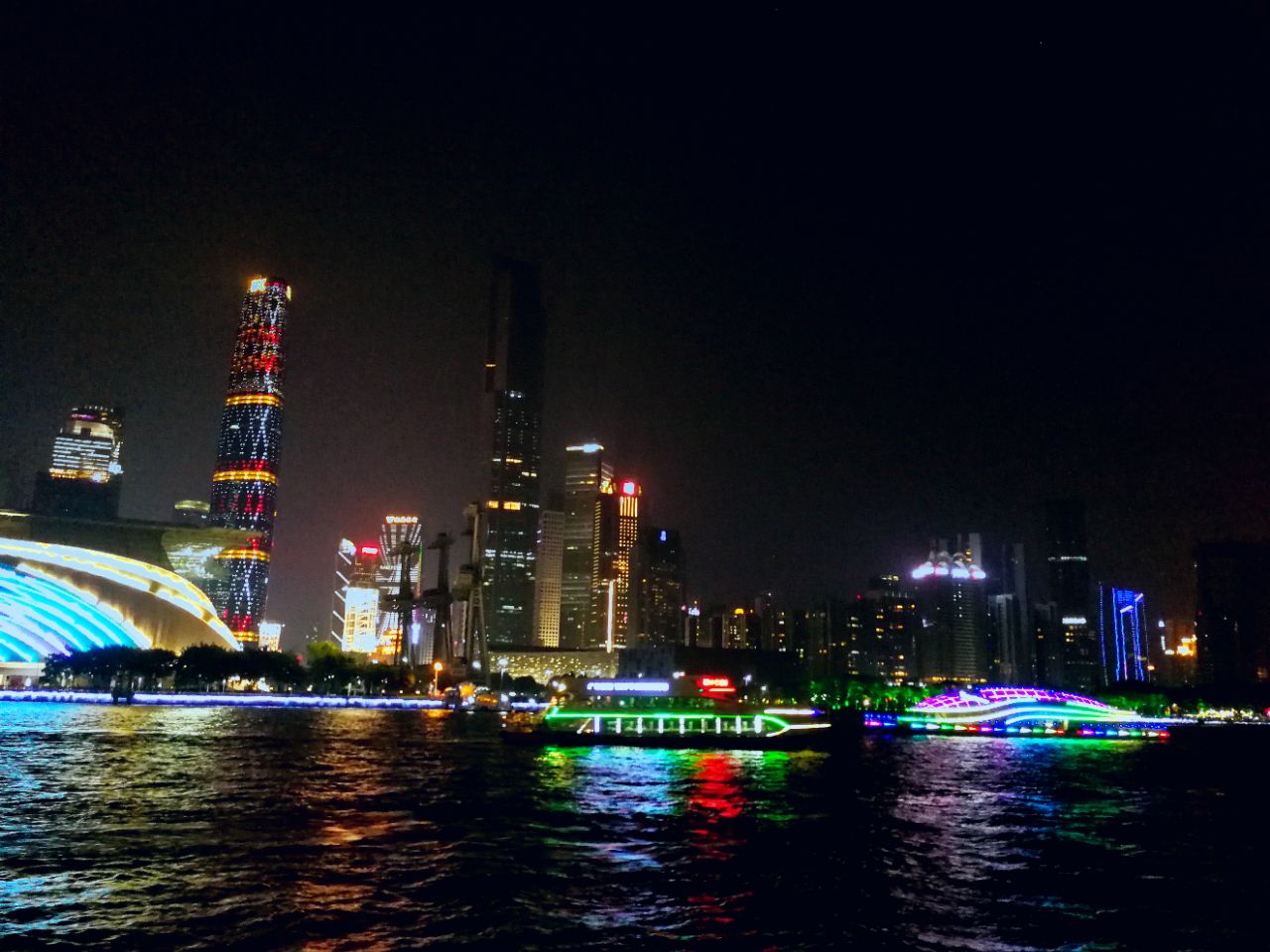 珠江夜游天字码头