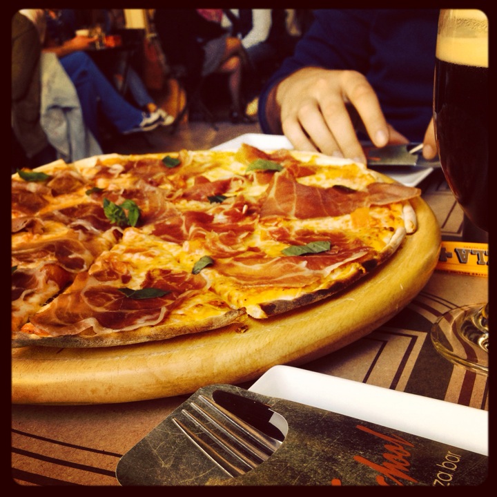 school pizza bar