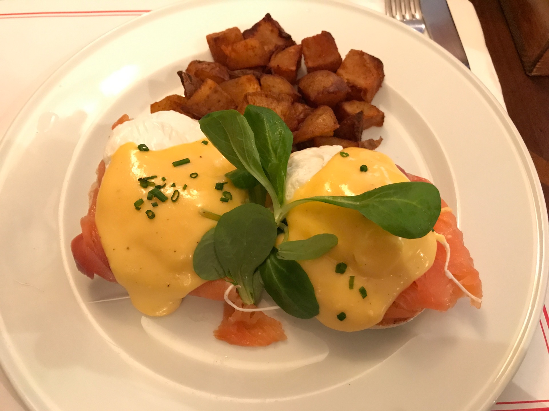 the benedict - brunch, bistro, bar