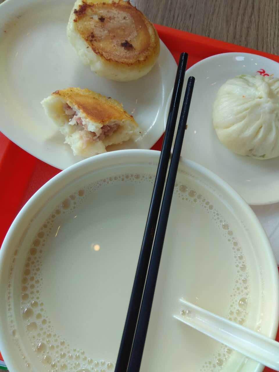 早餐包子豆浆真实图片图片